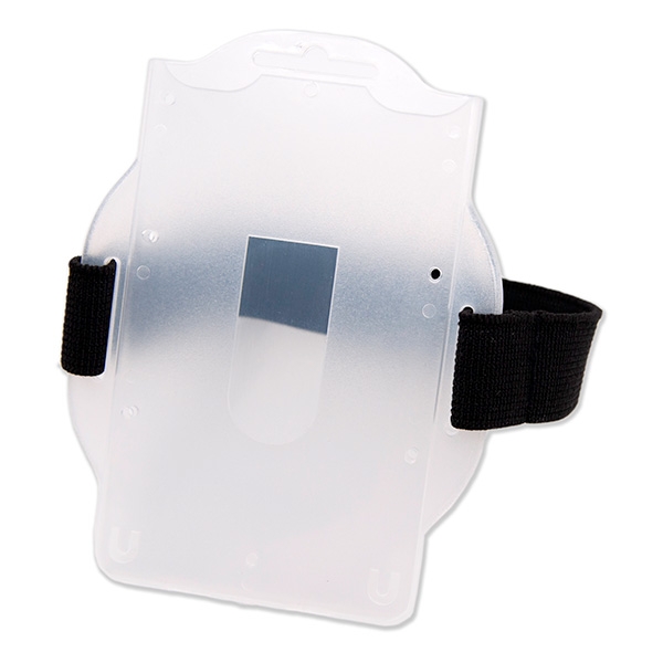 Kortholder i fleksibel frosted plast med elastisk rem til overarm. Egnet til motionsløb/tidtagning samt til ID- og adgangskort.